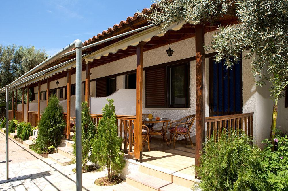 Villa Elia Resort Frinion Bagian luar foto